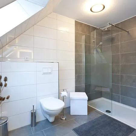 Unter Den Kiefern 98 Og Apartman