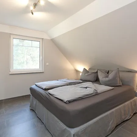 Unter Den Kiefern 98 Og Apartman *
